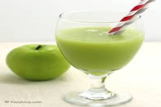 Fresh Green Apple Juice