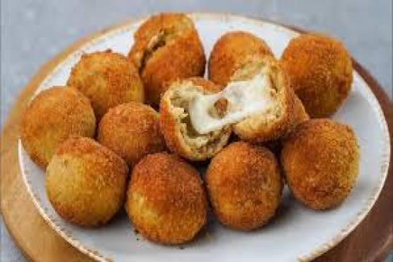 Chicken Cheese Ball (6p)