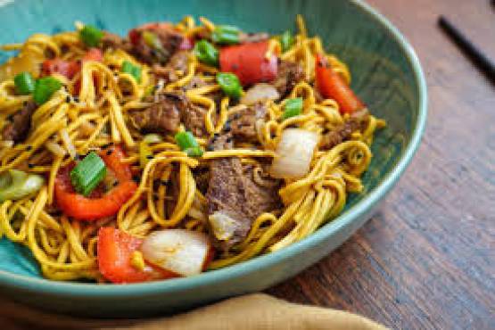 Beef Chow Mein (1:2)