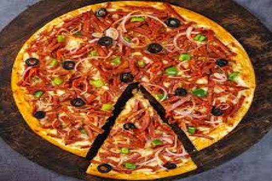 14.Meat Machine Pizza